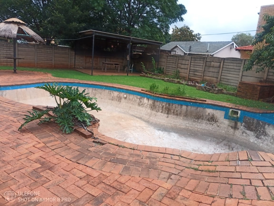 To Let 3 Bedroom Property for Rent in Dawn Park Gauteng