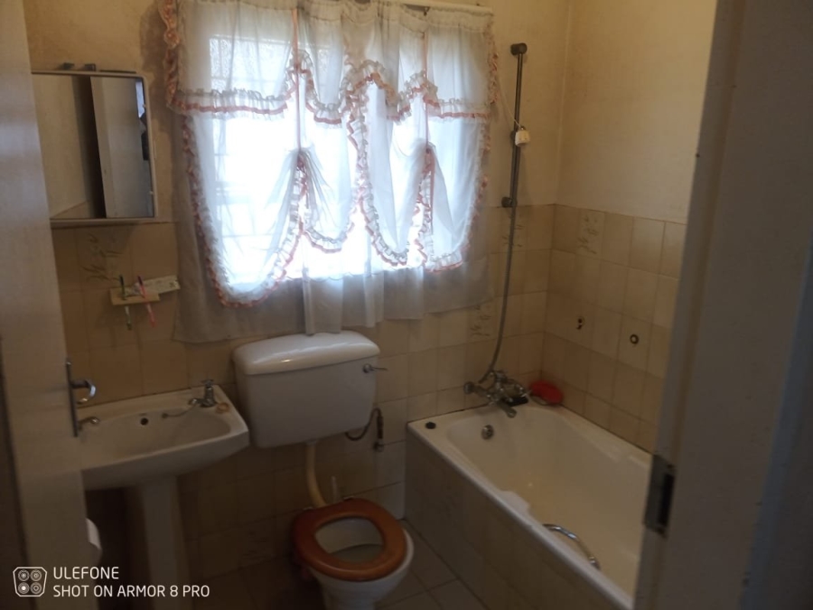 To Let 3 Bedroom Property for Rent in Dawn Park Gauteng