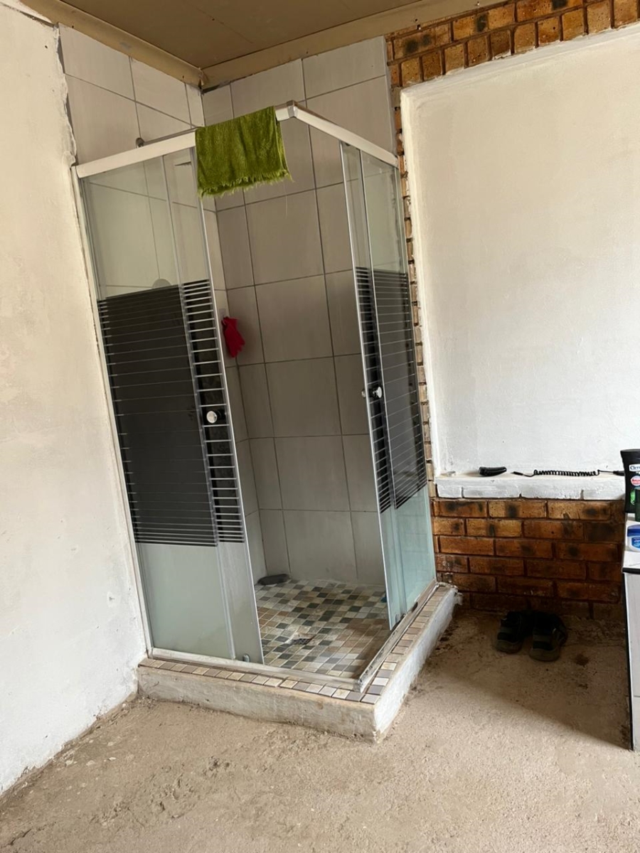 4 Bedroom Property for Sale in Protea Glen Gauteng