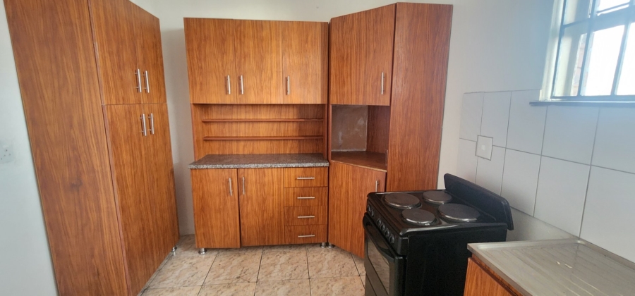 2 Bedroom Property for Sale in Laudium Gauteng