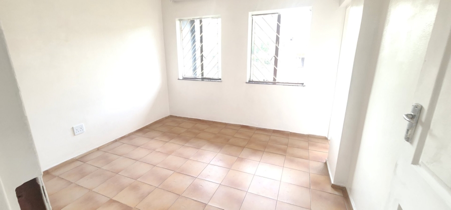 2 Bedroom Property for Sale in Laudium Gauteng