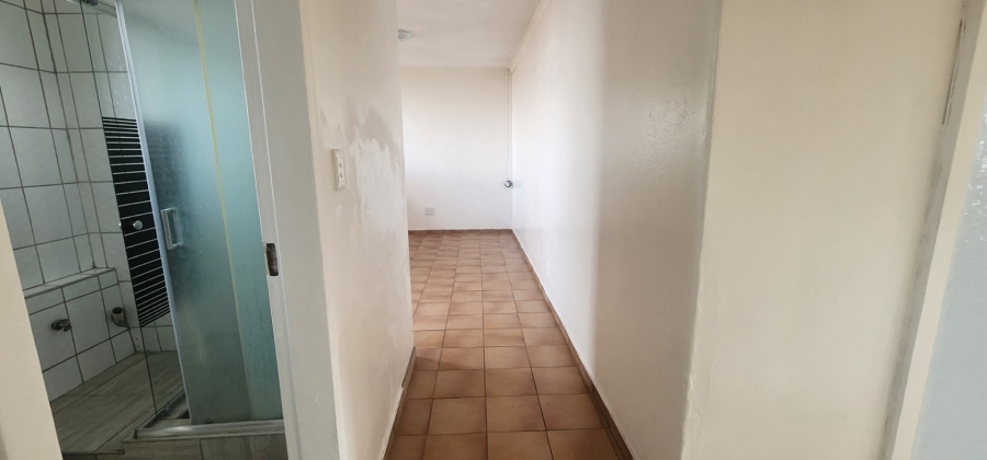 2 Bedroom Property for Sale in Laudium Gauteng