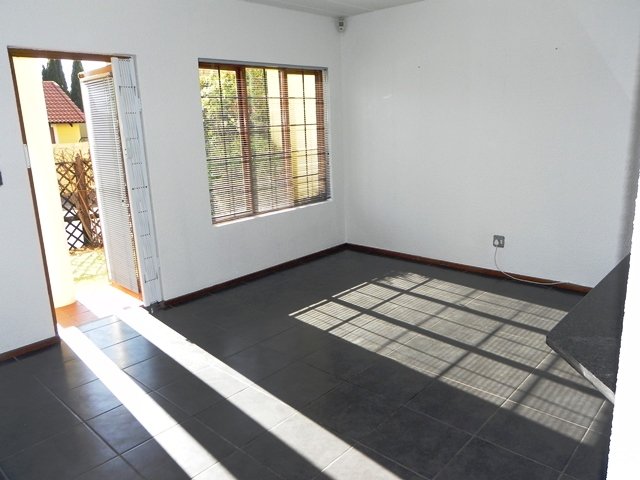 2 Bedroom Property for Sale in Sundowner Gauteng