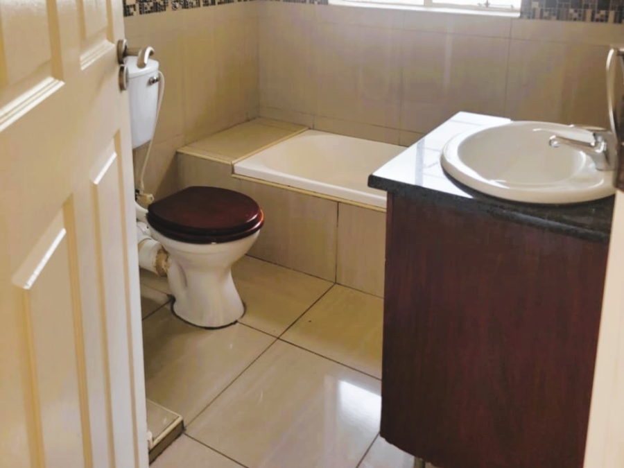 To Let 2 Bedroom Property for Rent in Northwold Gauteng