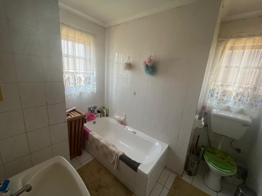 3 Bedroom Property for Sale in Theresa Park Gauteng