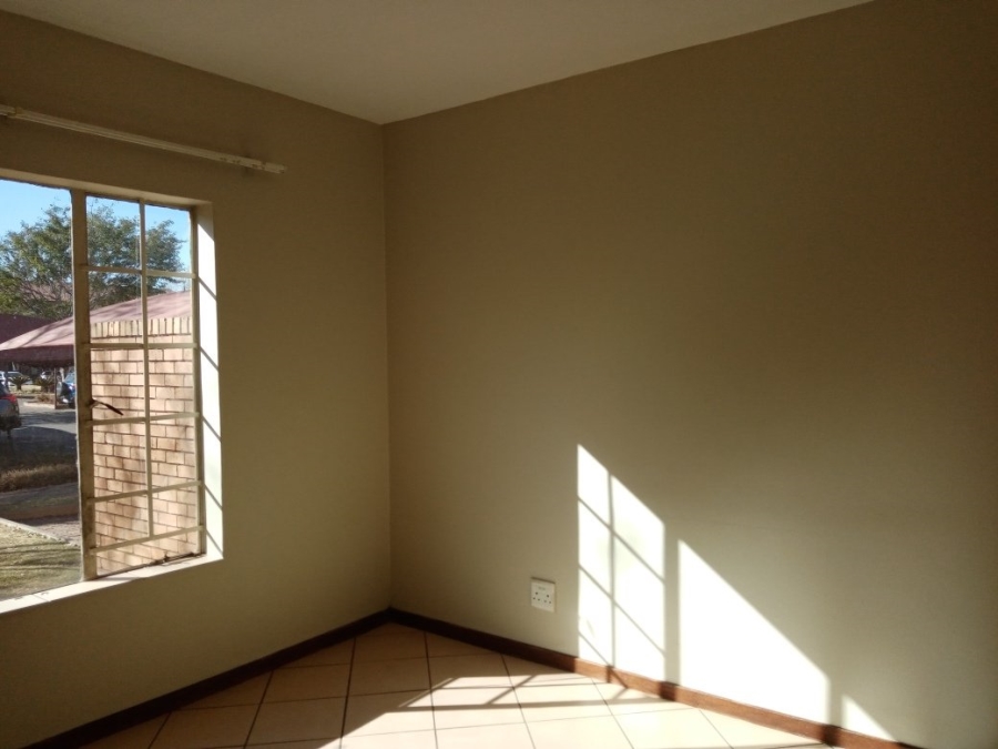 To Let 2 Bedroom Property for Rent in Wonderpark Estate Gauteng