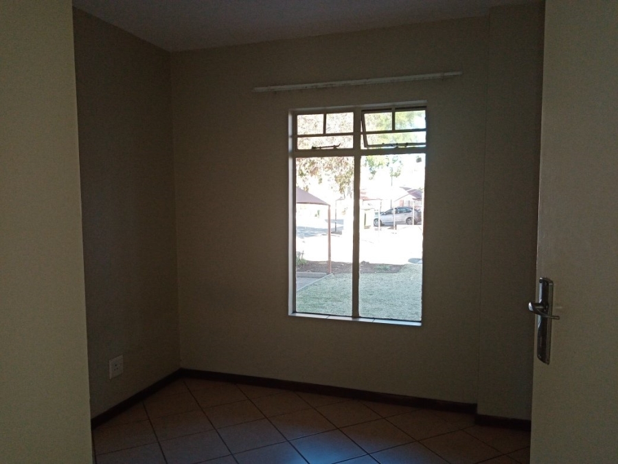 To Let 2 Bedroom Property for Rent in Wonderpark Estate Gauteng