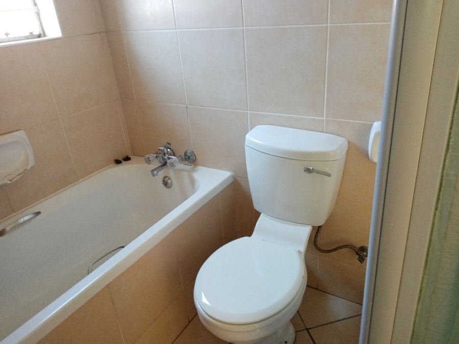 To Let 2 Bedroom Property for Rent in Wonderpark Estate Gauteng