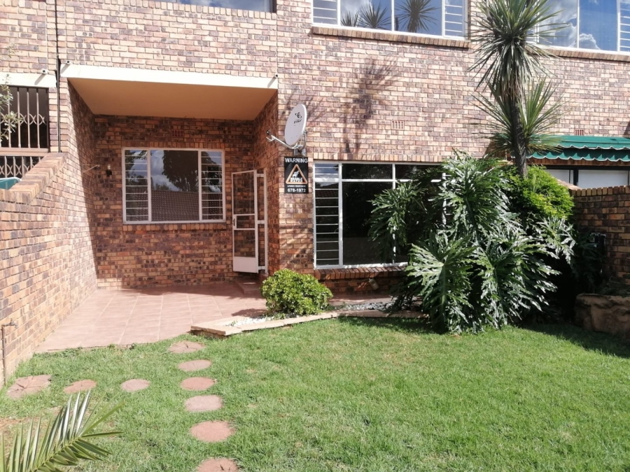 3 Bedroom Property for Sale in Fairland Gauteng