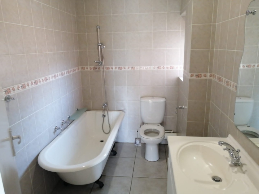 3 Bedroom Property for Sale in Fairland Gauteng