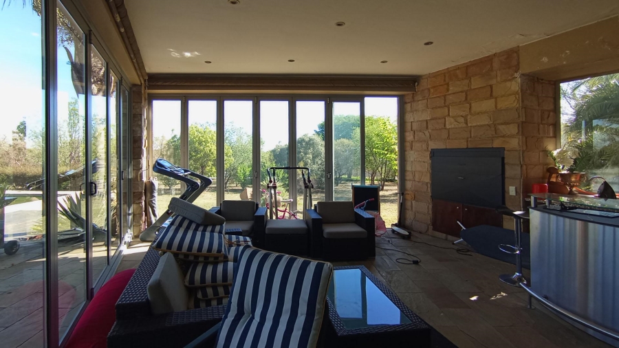 4 Bedroom Property for Sale in Saddlebrook Estate Gauteng