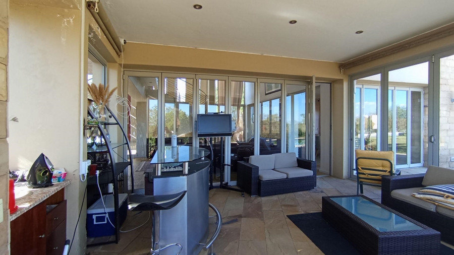 4 Bedroom Property for Sale in Saddlebrook Estate Gauteng