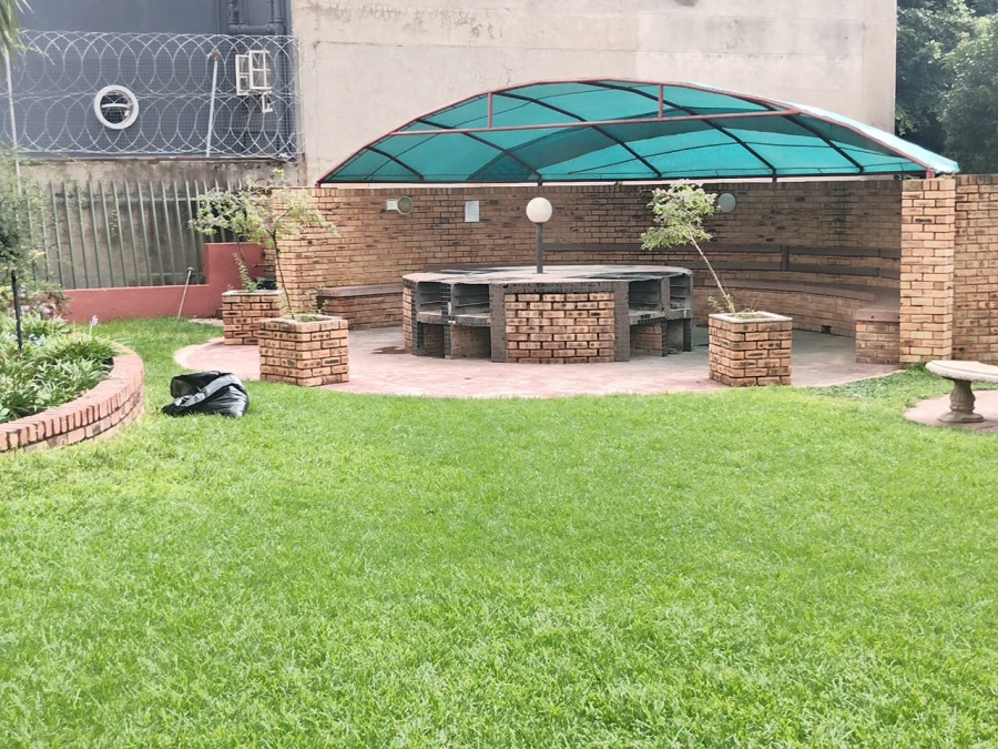 To Let 3 Bedroom Property for Rent in Parktown Gauteng