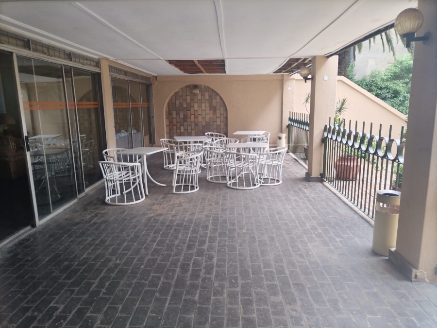 To Let 3 Bedroom Property for Rent in Parktown Gauteng