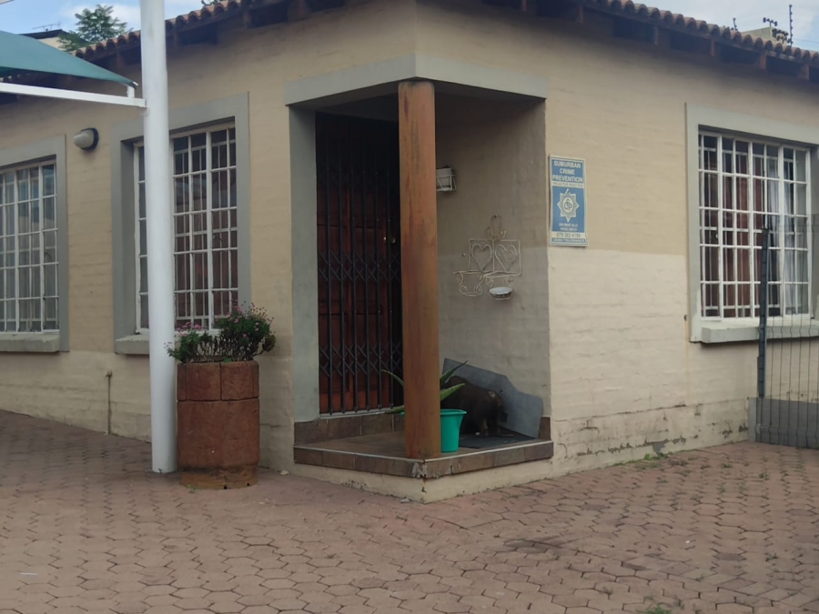 To Let 2 Bedroom Property for Rent in Greymont Gauteng