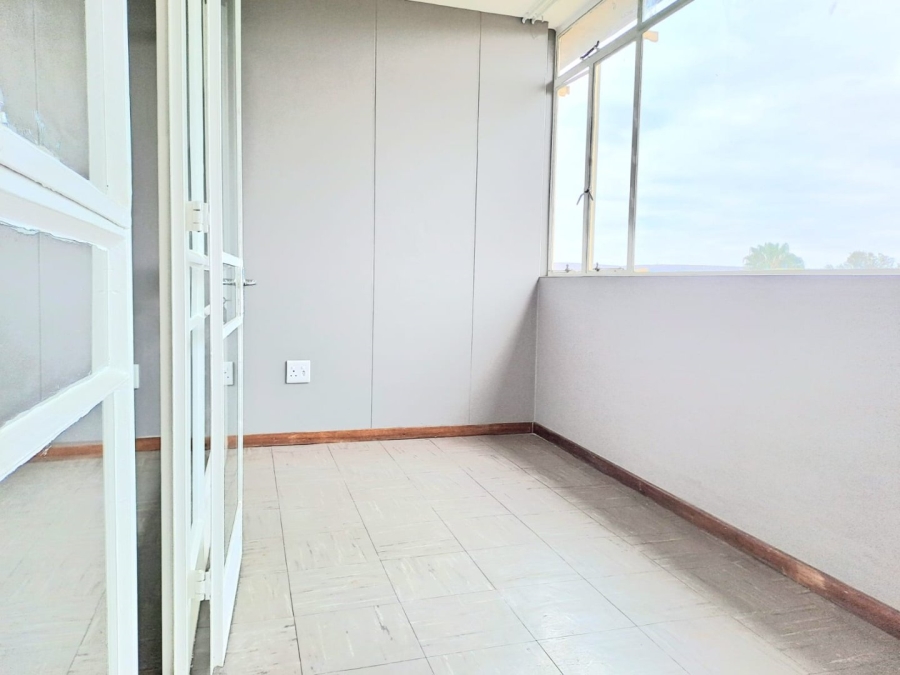 3 Bedroom Property for Sale in Kilner Park Gauteng