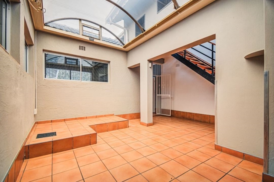4 Bedroom Property for Sale in Glen Marais Gauteng