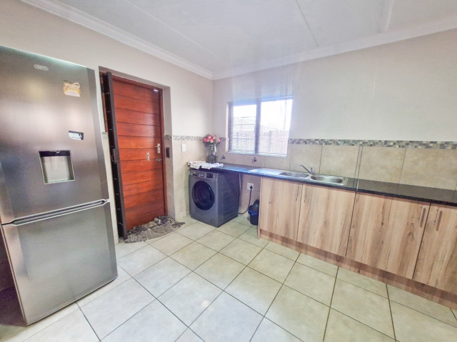 3 Bedroom Property for Sale in Equestria Gauteng