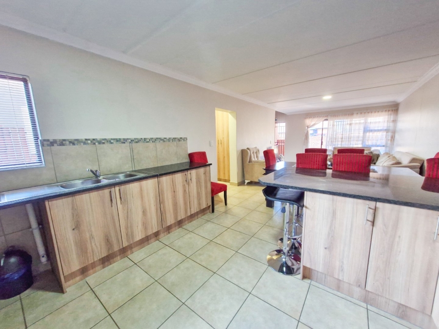 3 Bedroom Property for Sale in Equestria Gauteng