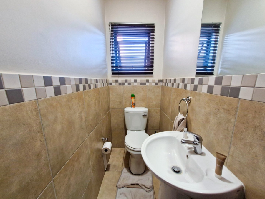 3 Bedroom Property for Sale in Equestria Gauteng