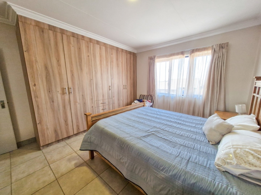 3 Bedroom Property for Sale in Equestria Gauteng