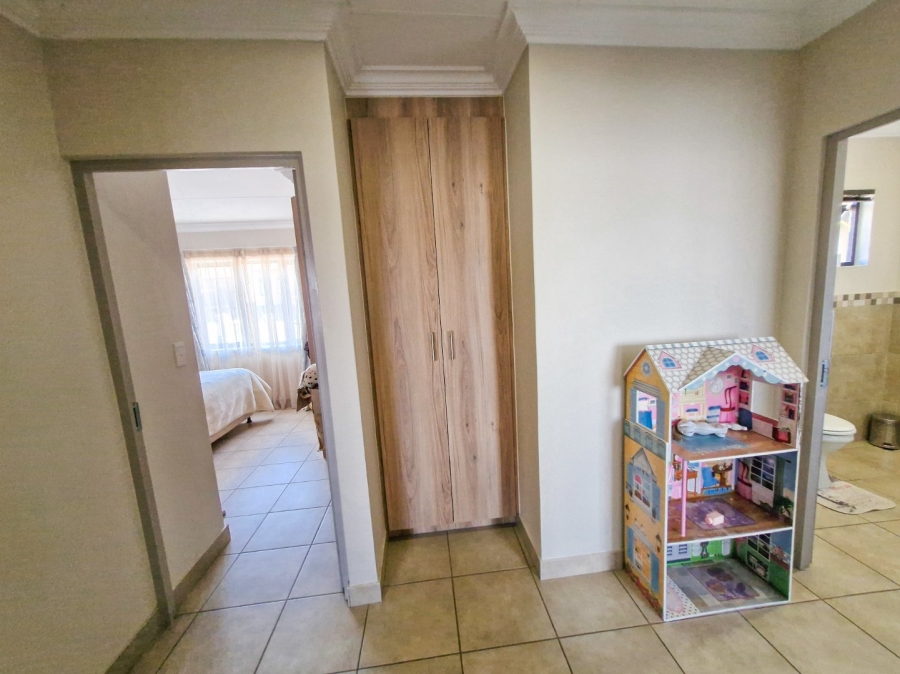 3 Bedroom Property for Sale in Equestria Gauteng