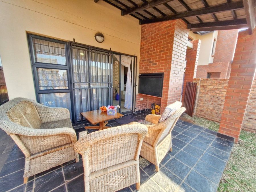 3 Bedroom Property for Sale in Equestria Gauteng