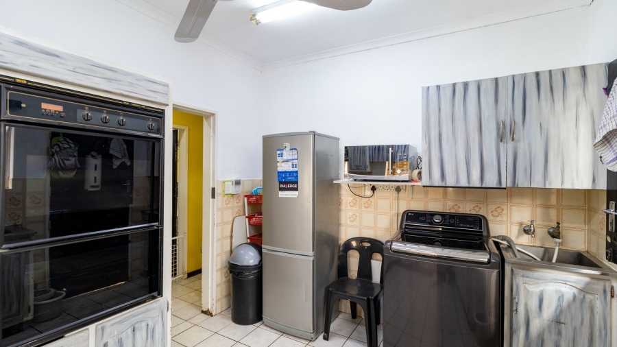 3 Bedroom Property for Sale in Crystal Park Gauteng