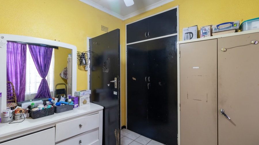 3 Bedroom Property for Sale in Crystal Park Gauteng