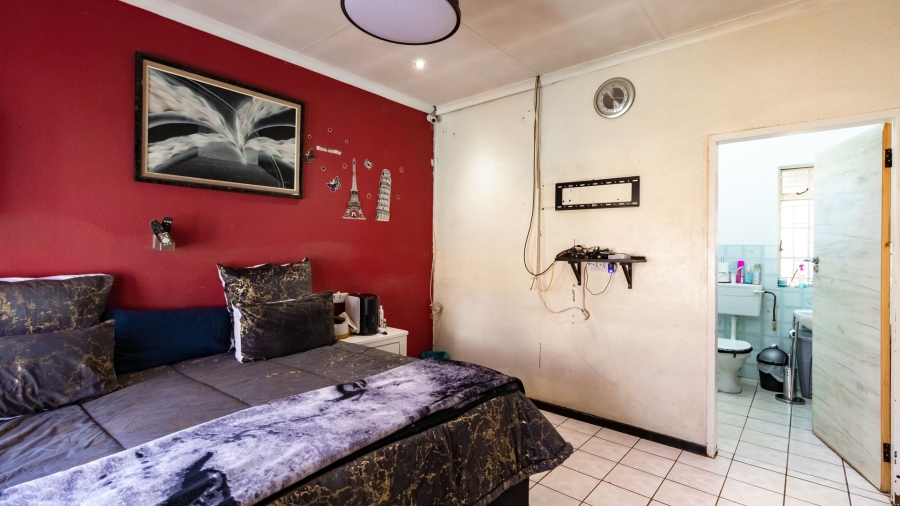 3 Bedroom Property for Sale in Crystal Park Gauteng