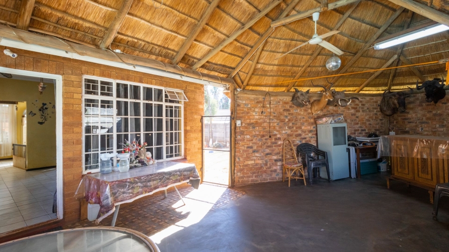 3 Bedroom Property for Sale in Crystal Park Gauteng