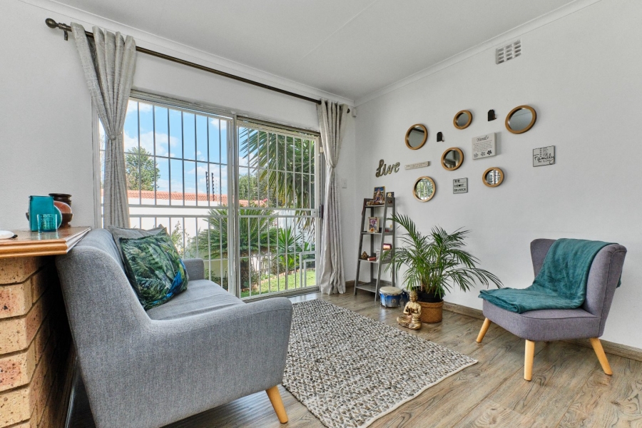 4 Bedroom Property for Sale in Weltevreden Park Gauteng