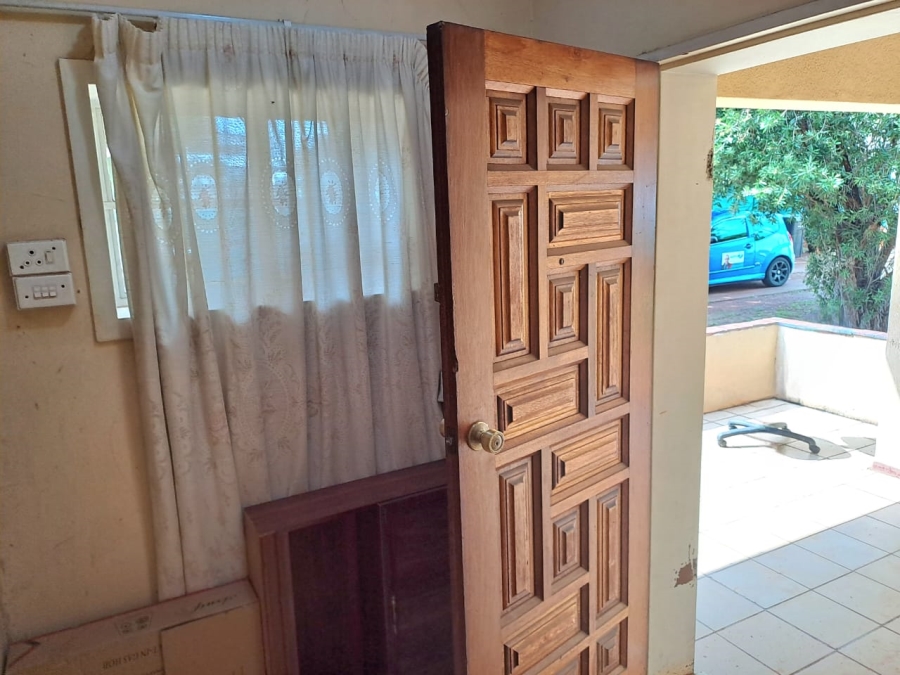 3 Bedroom Property for Sale in Rhodesfield Gauteng