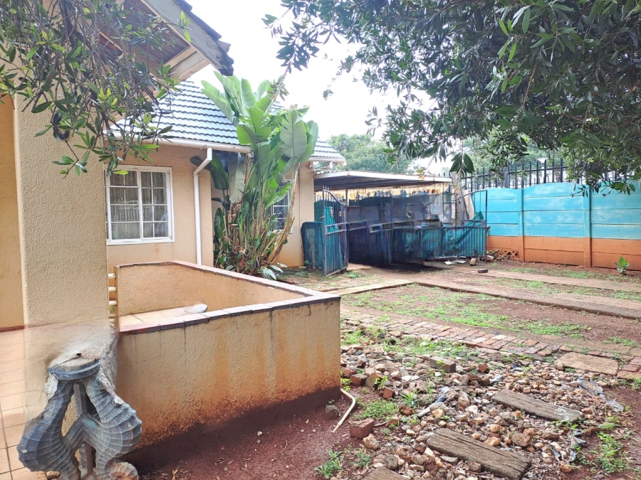 3 Bedroom Property for Sale in Rhodesfield Gauteng