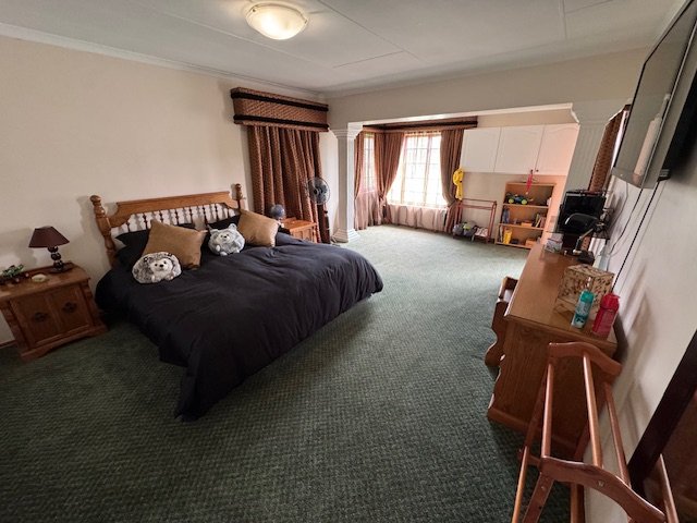 4 Bedroom Property for Sale in Glen Marais Gauteng
