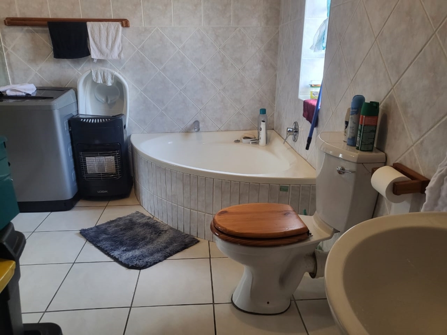 3 Bedroom Property for Sale in South Hills Gauteng