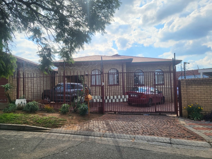 3 Bedroom Property for Sale in South Hills Gauteng
