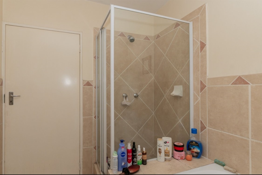 3 Bedroom Property for Sale in Illiondale Gauteng