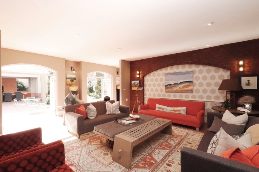 To Let 4 Bedroom Property for Rent in Bryanston Gauteng
