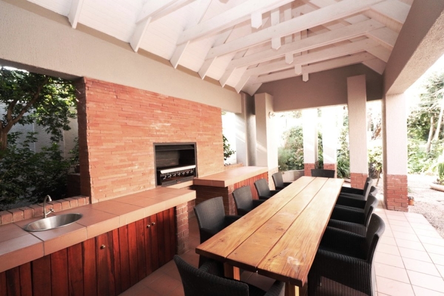 To Let 4 Bedroom Property for Rent in Bryanston Gauteng