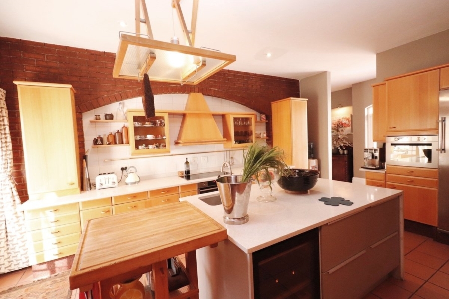 To Let 4 Bedroom Property for Rent in Bryanston Gauteng