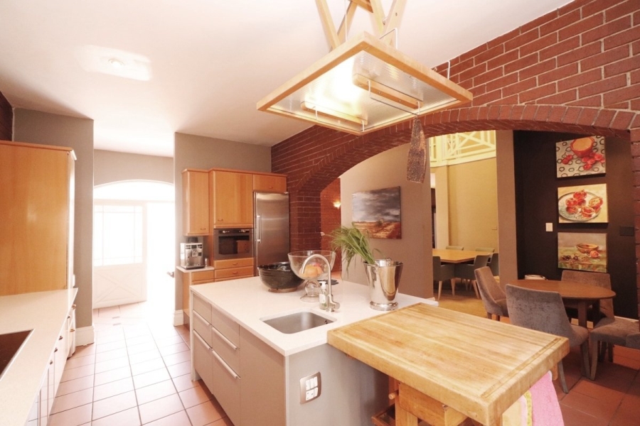 To Let 4 Bedroom Property for Rent in Bryanston Gauteng