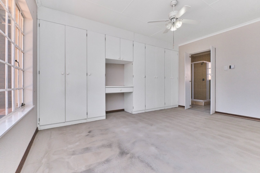 2 Bedroom Property for Sale in Honeydew Grove Gauteng