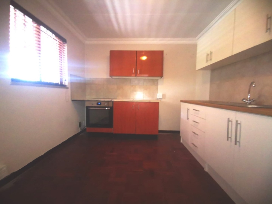 To Let 2 Bedroom Property for Rent in Observatory Gauteng