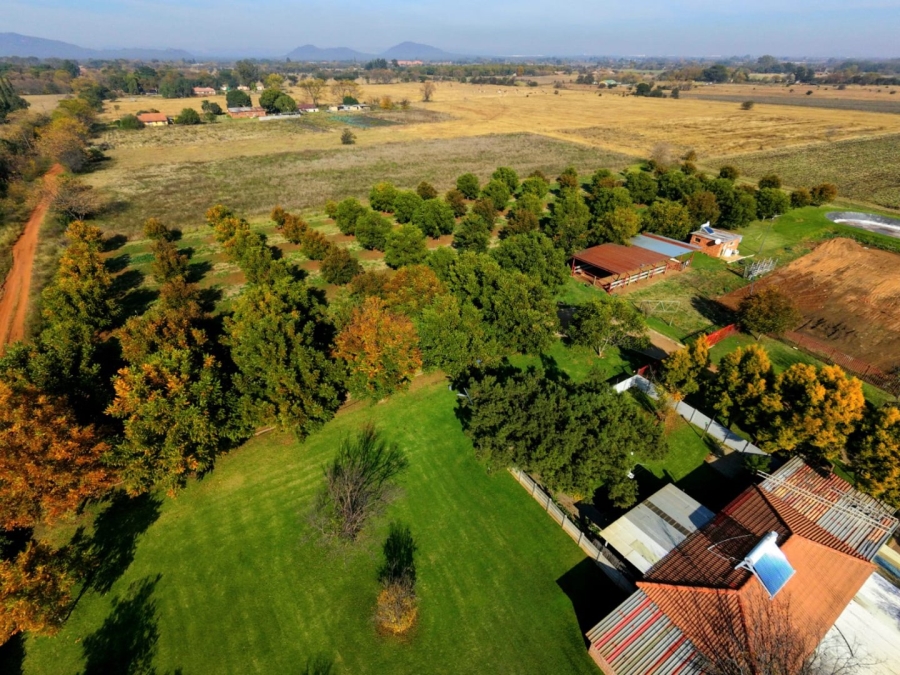 Commercial Property for Sale in Haakdoornboom AH Gauteng