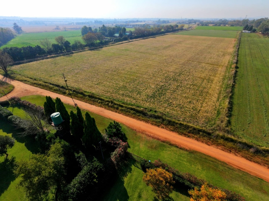 Commercial Property for Sale in Haakdoornboom AH Gauteng