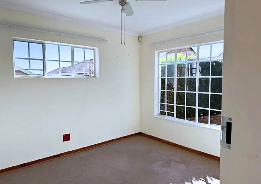 3 Bedroom Property for Sale in Honeydew Manor Gauteng