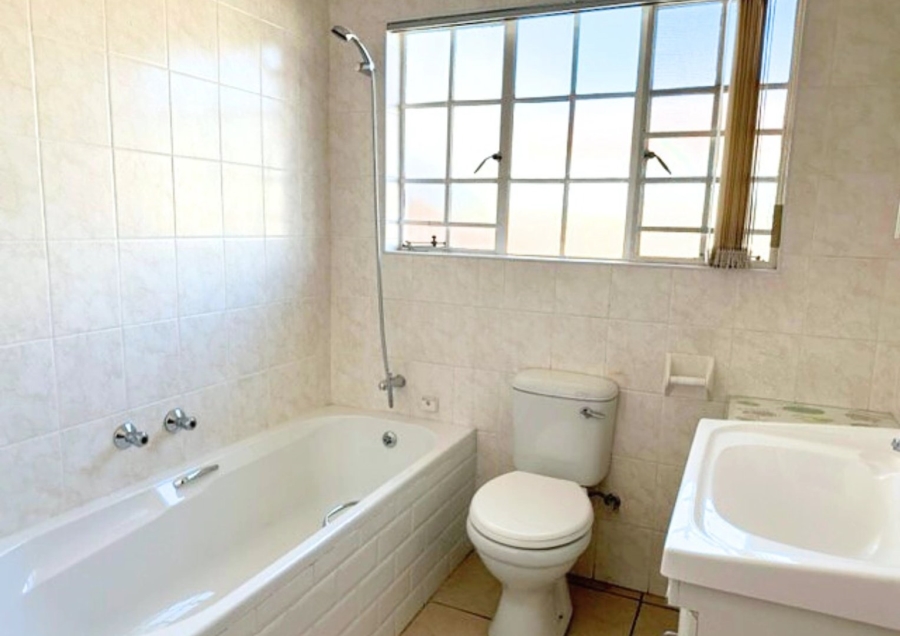 3 Bedroom Property for Sale in Honeydew Manor Gauteng