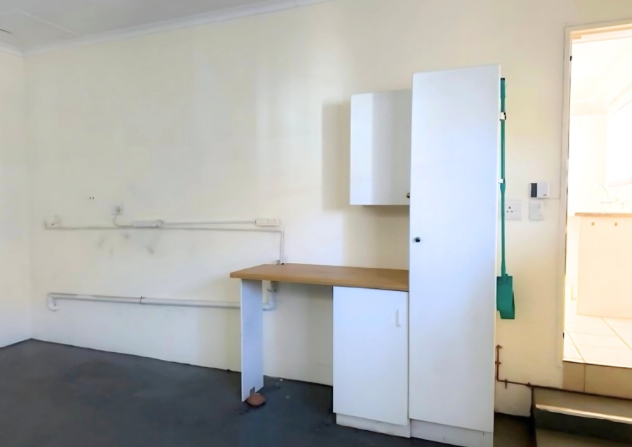 3 Bedroom Property for Sale in Honeydew Manor Gauteng