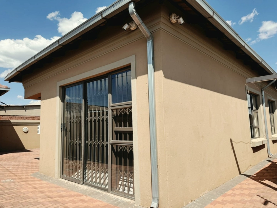 To Let 3 Bedroom Property for Rent in Tsakane Ext 5 Gauteng
